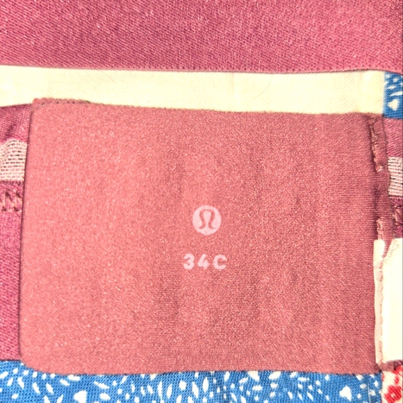 Lululemon Awake to Lace Mauve 34C Wireless Sports Bra - Picture 6 of 8